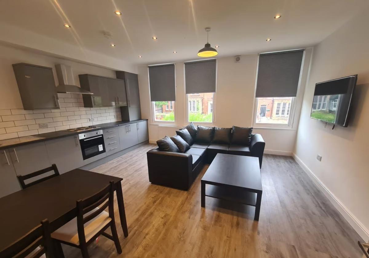 7 bedroom apartment for rent Clarendon Road, Leeds, LS2 9NZ UniHomes