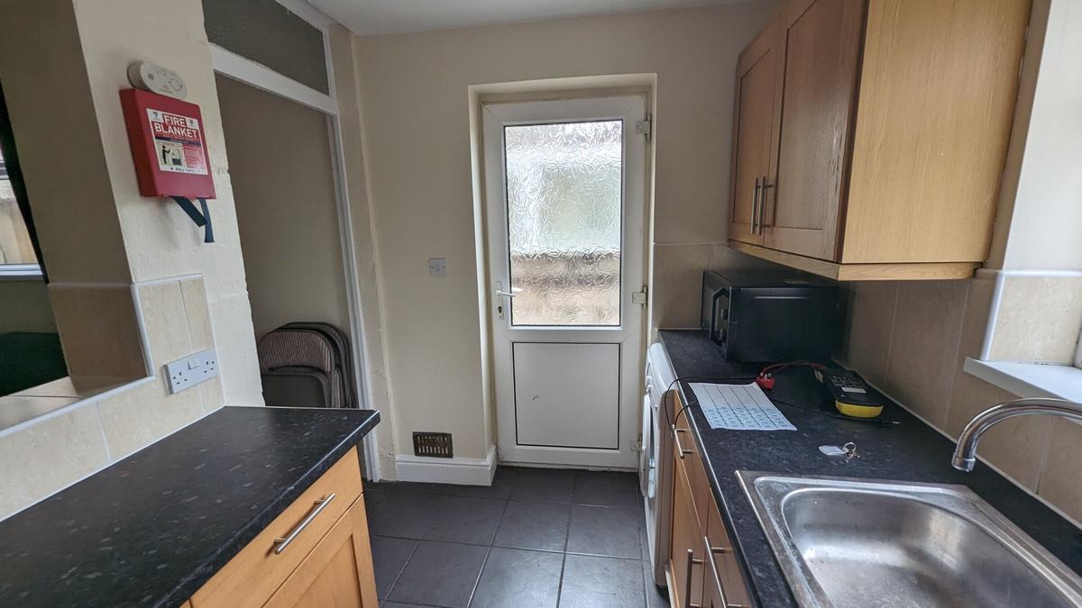 6 bedroom house for rent Triangle North, Bath, BA2 3JB UniHomes