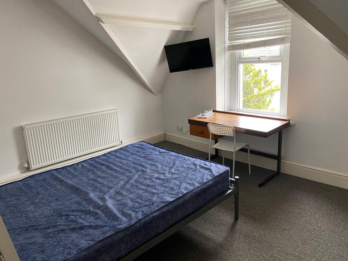 7 bedroom house for rent King Edward Road Swansea, SA1 4LN UniHomes