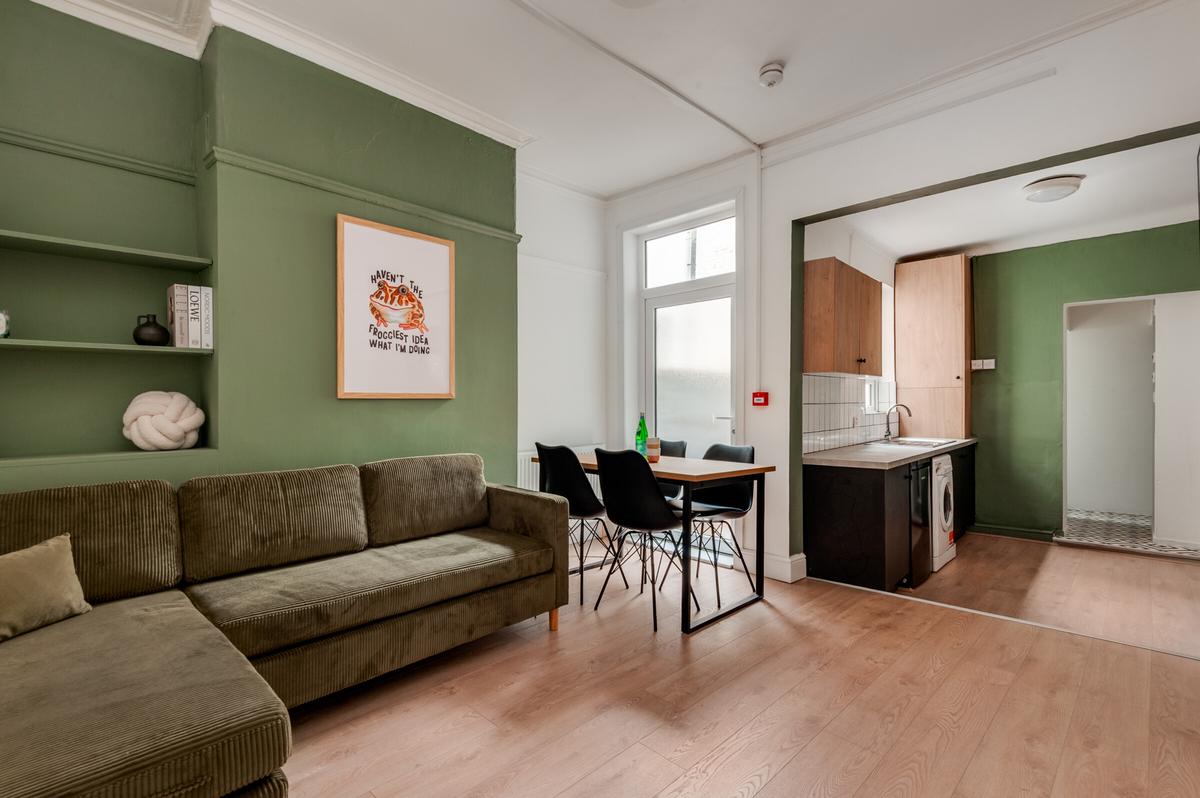 5 bedroom house on Connaught Road, Kensington, Liverpool