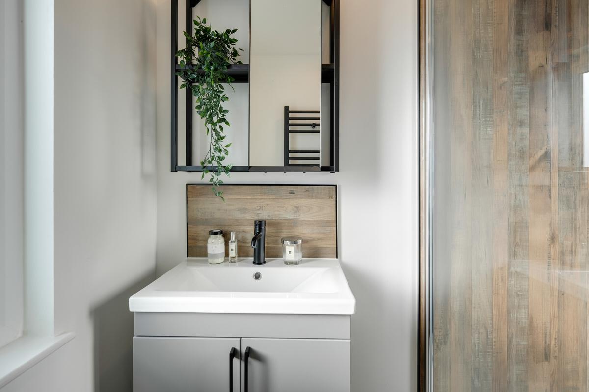 7 bedroom house for rent Warren Road, Bristol, BS34 7EJ UniHomes