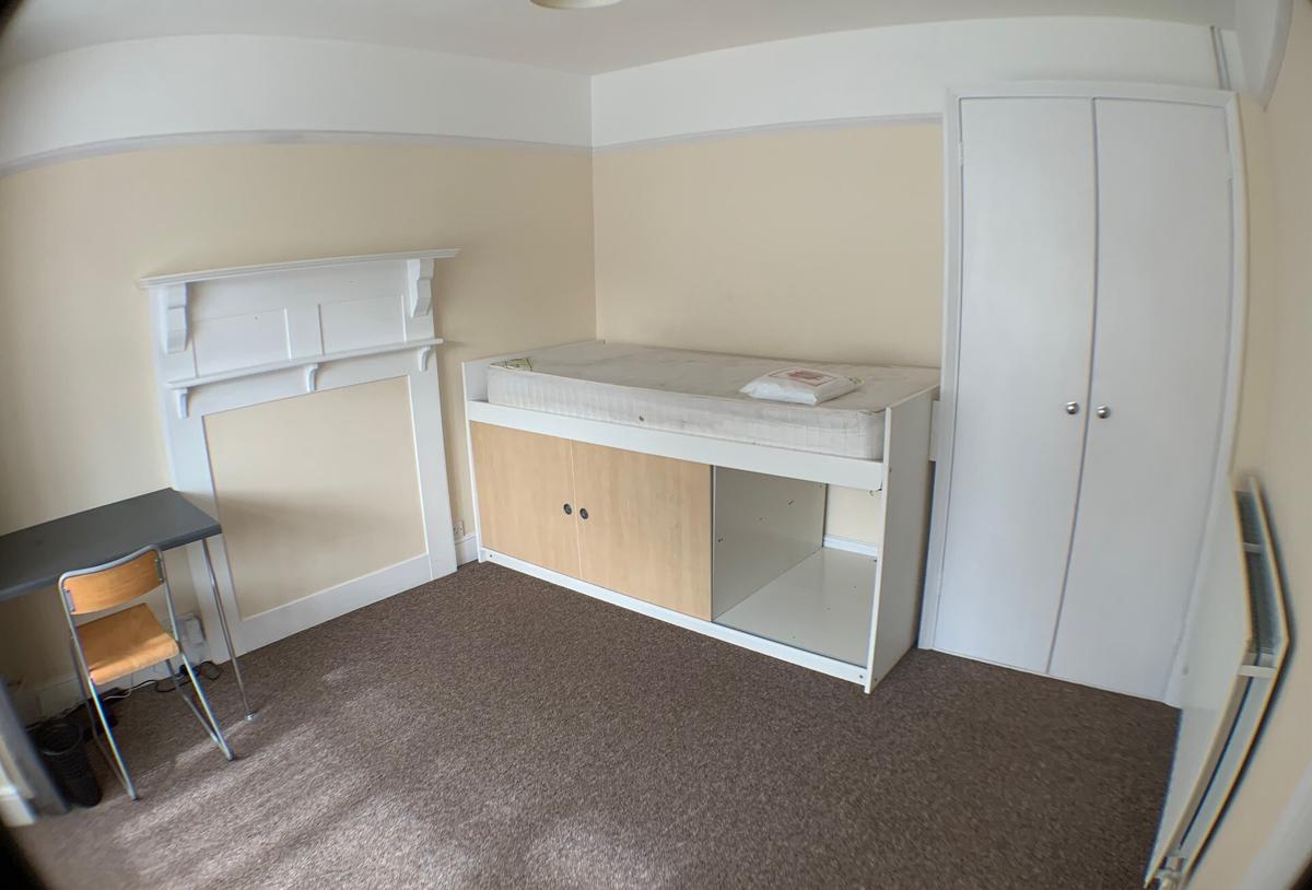 6 bedroom house for rent Ardmore Avenue, Surrey, GU2 9NJ UniHomes