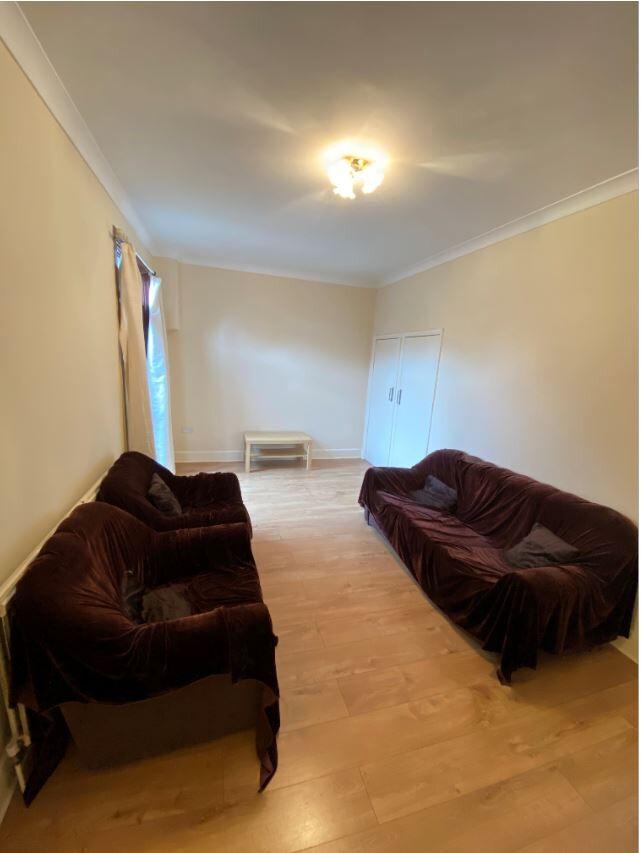 4 bedroom house for rent Ealing Park Gardens, London, W5 4EU UniHomes
