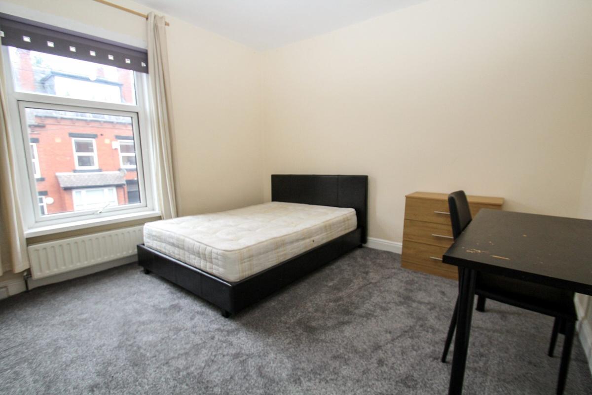 4 bedroom house for rent Hessle Terrace, Leeds, LS6 1EQ UniHomes