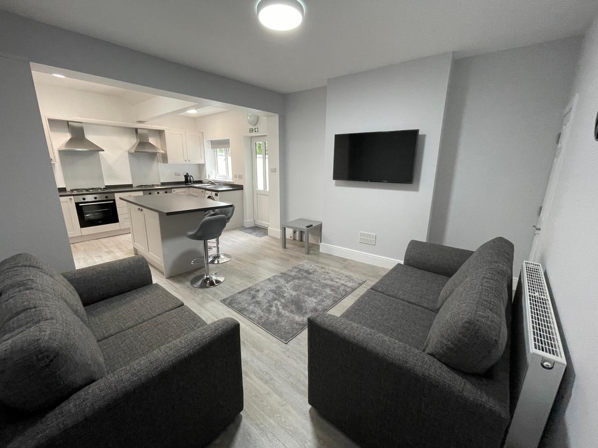 6 bedroom house on Ward Street, City Centre, Derby