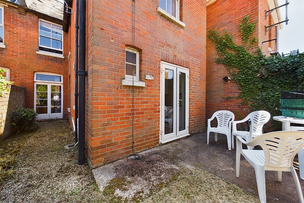 4 bedroom house for rent Kenilworth Road, Southampton, SO15 2GD UniHomes