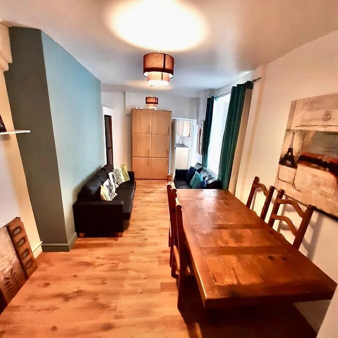 2 bedroom house for rent Brunswick Street, Swansea, SA1 4JP UniHomes