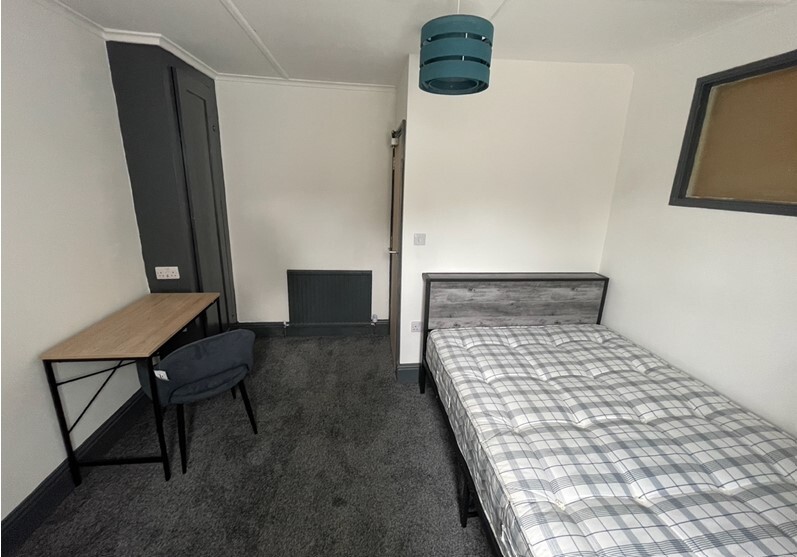 5 bedroom house for rent Wellington Terrace, Falmouth, TR11 3BN UniHomes