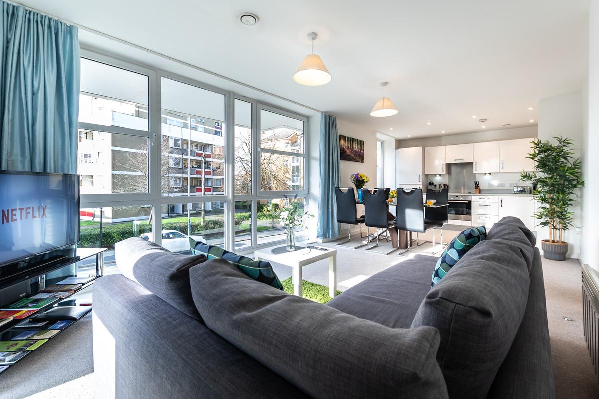 2 bedroom apartment on Empress Heights, College Street, City Centre, Southampton