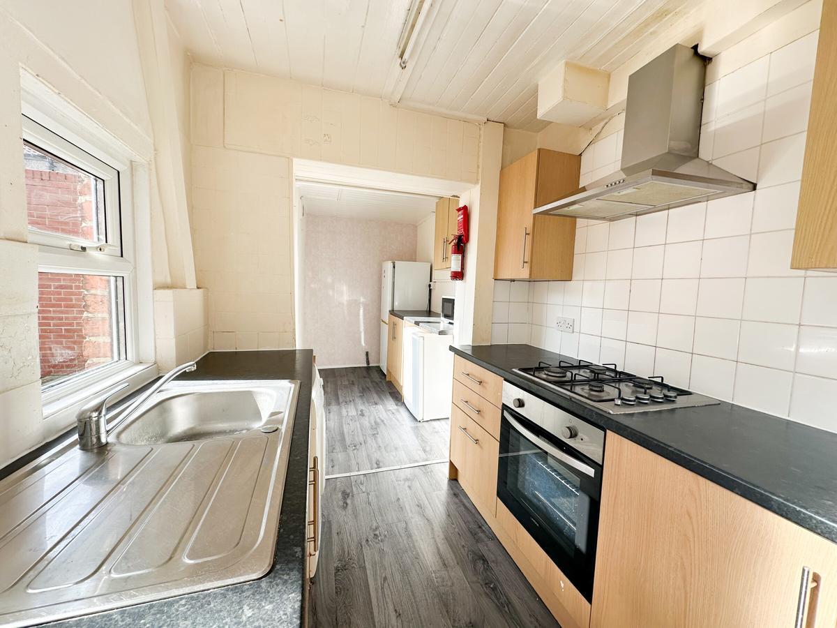 4 bedroom house for rent Croydon Road, Newcastle, NE4 5LQ UniHomes