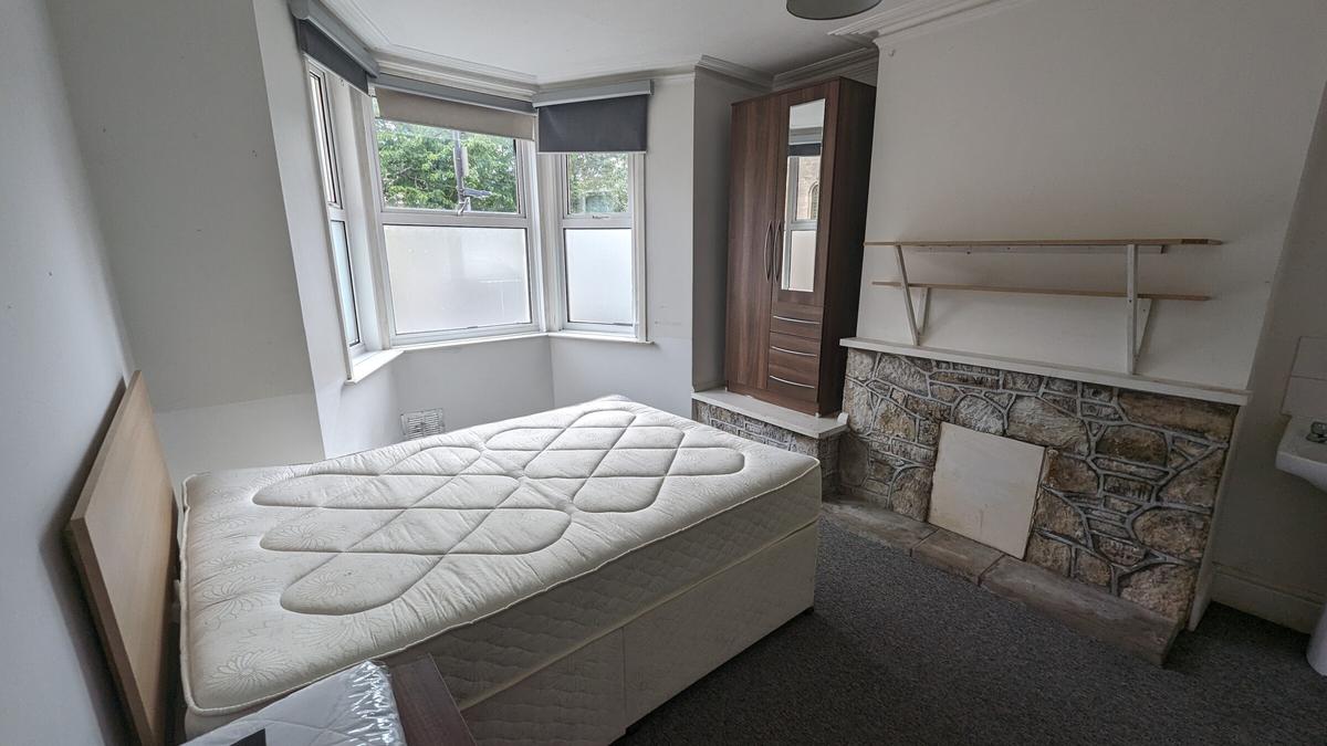 5 bedroom house for rent Triangle North, Bath, BA2 3JB UniHomes