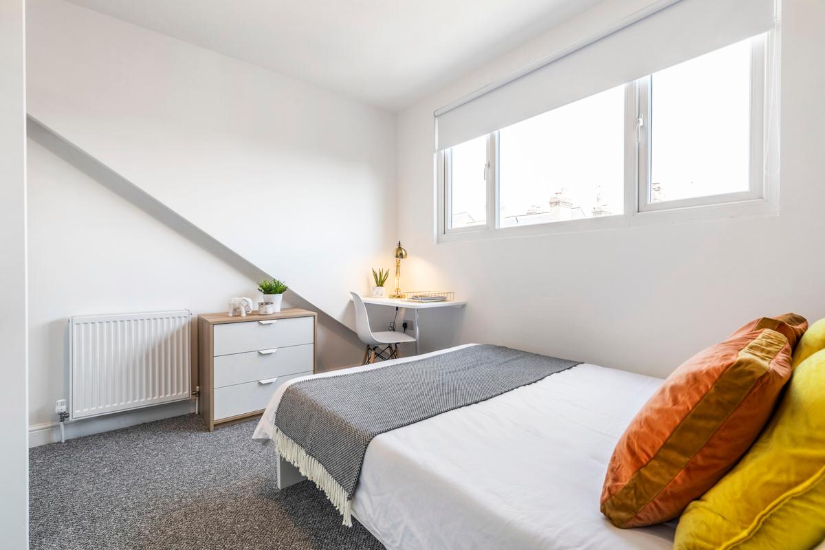 5 bedroom house for rent Carberry Place, Leeds, LS6 1QJ UniHomes