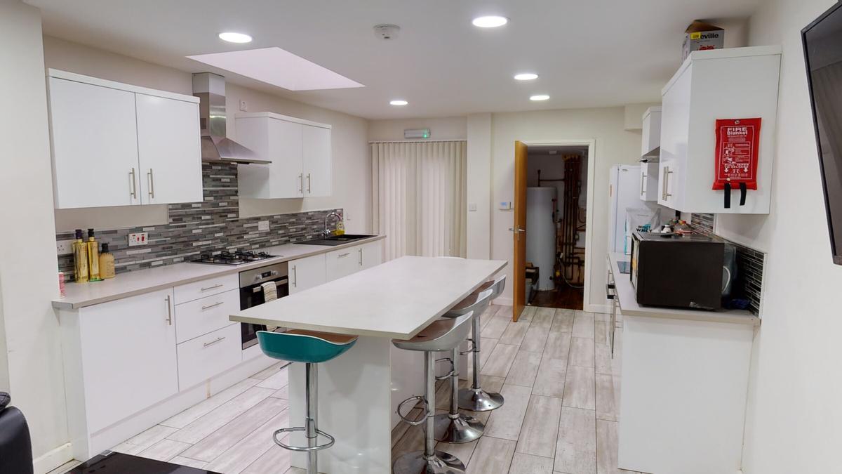 7 bedroom house for rent Teignmouth Road, Birmingham, B29 7BA UniHomes