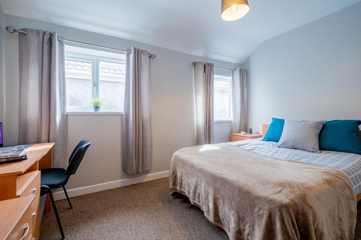 4 bedroom house for rent King Edwards Road, Swansea, SA1 4LU UniHomes