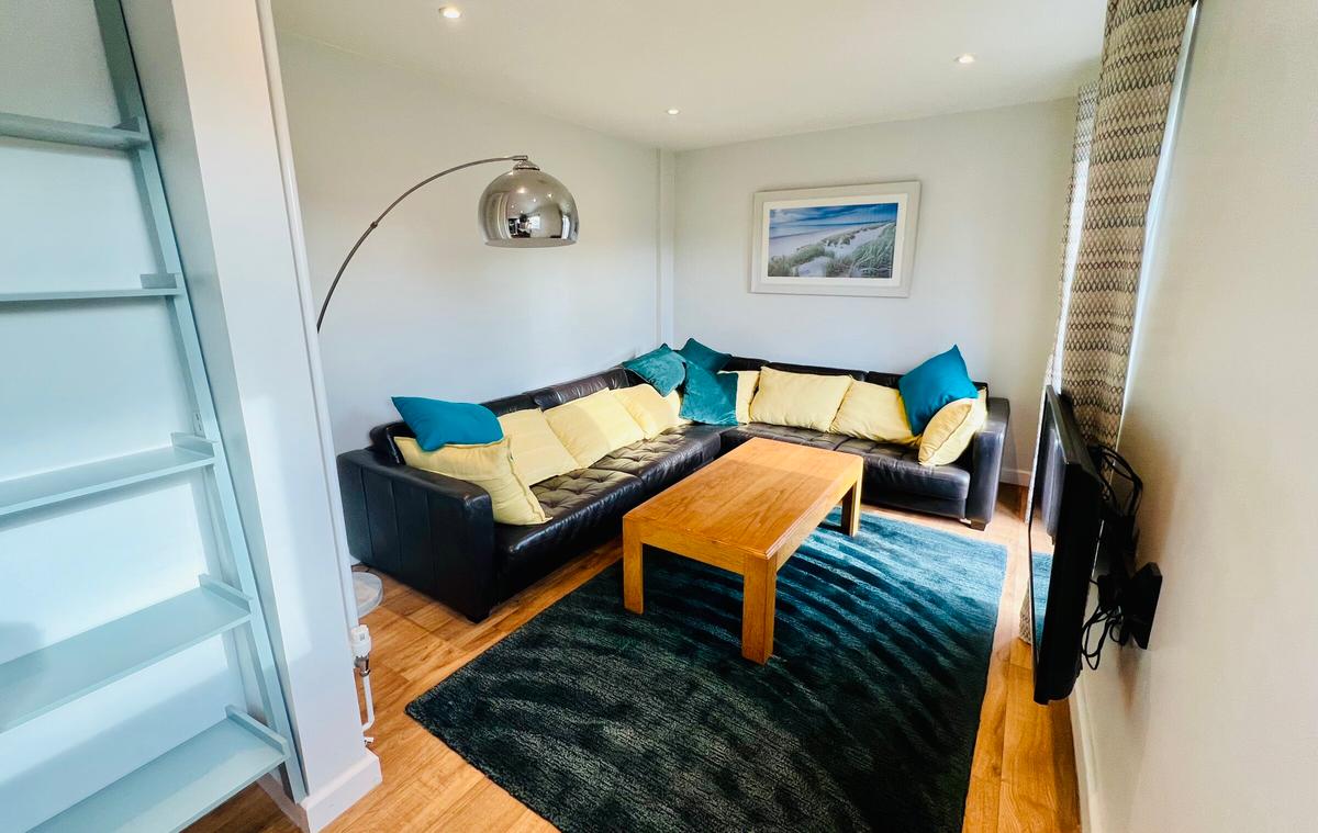 5 bedroom house for rent Cleeve Green, Bath, BA2 1SD UniHomes