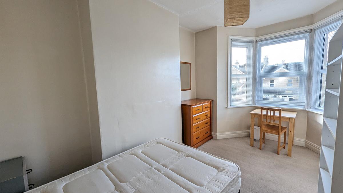 4 bedroom house for rent Shaftesbury Road, Bath, BA2 3LQ UniHomes