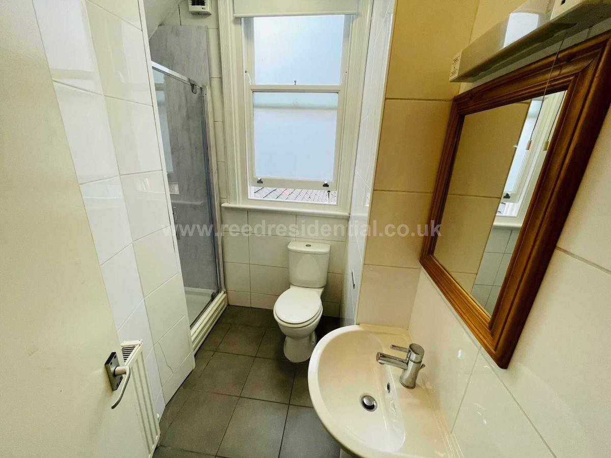 6 bedroom apartment for rent Derby Road, Nottingham, NG7 1QN UniHomes