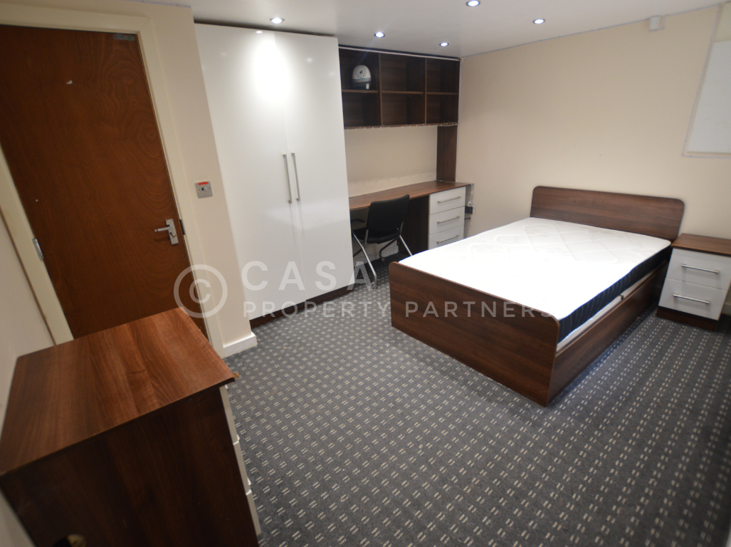 6 bedroom house for rent Hessle Mount, Leeds, LS6 1EP UniHomes