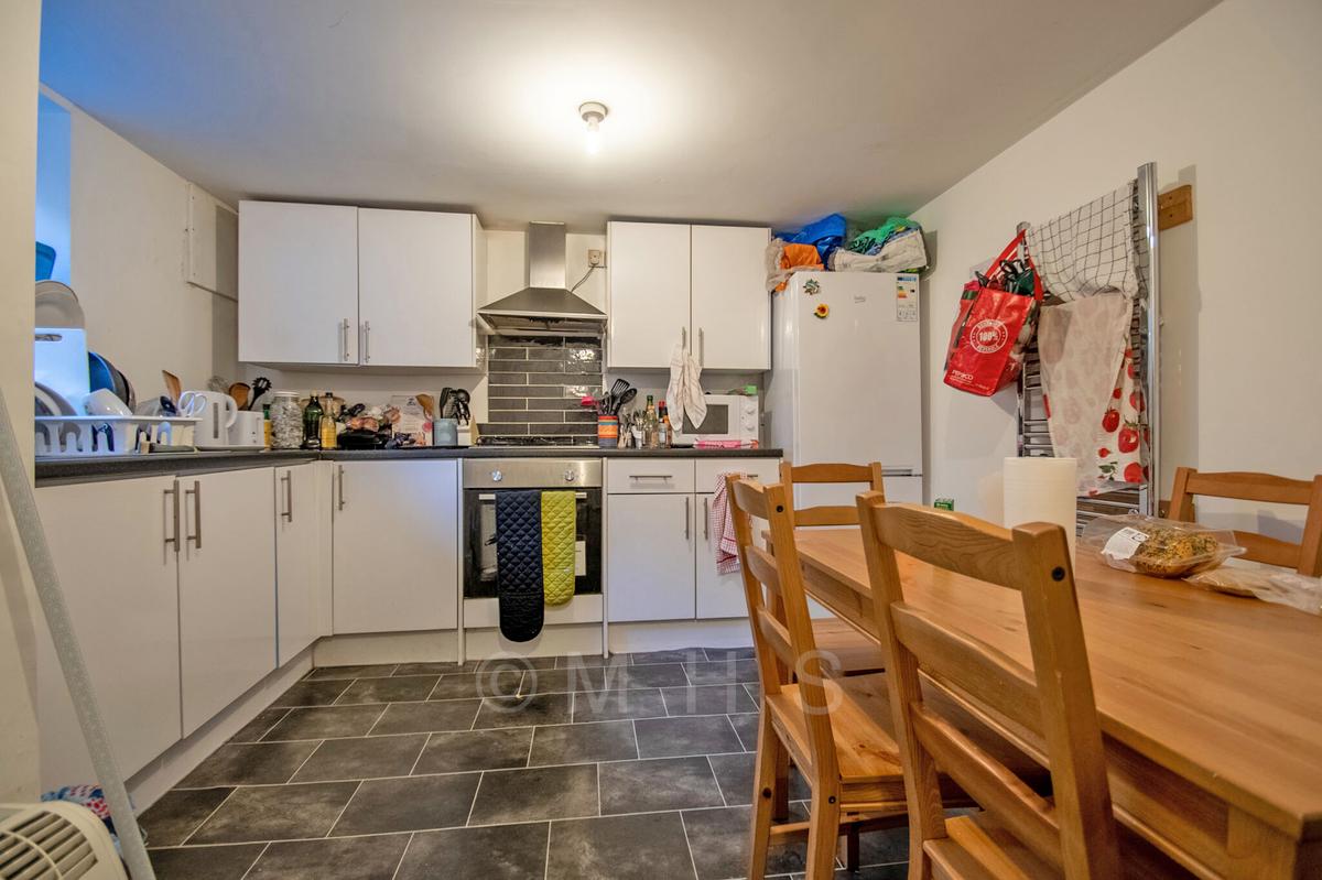 5 bedroom house for rent Ashville Grove, Leeds, LS6 1LY UniHomes