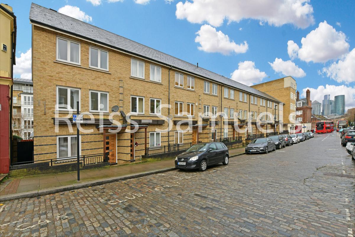 5 bedroom house on Ferry Street, Canary Wharf, London