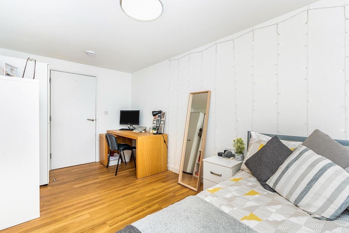 4 bedroom apartment for rent Carlton Place, Southampton, SO15 2DZ