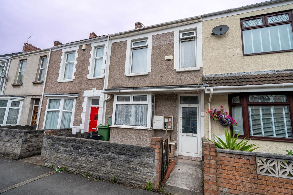 5 bedroom house for rent St Helens Avenue, Swansea, SA1 4LZ UniHomes