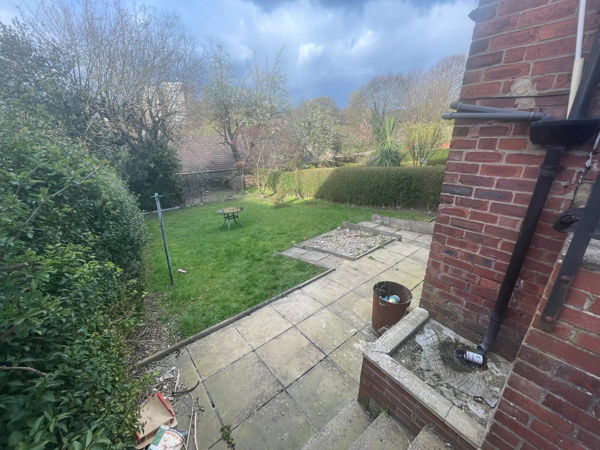 4 bedroom house for rent Kirkstall Lane, Leeds, LS5 3LF UniHomes