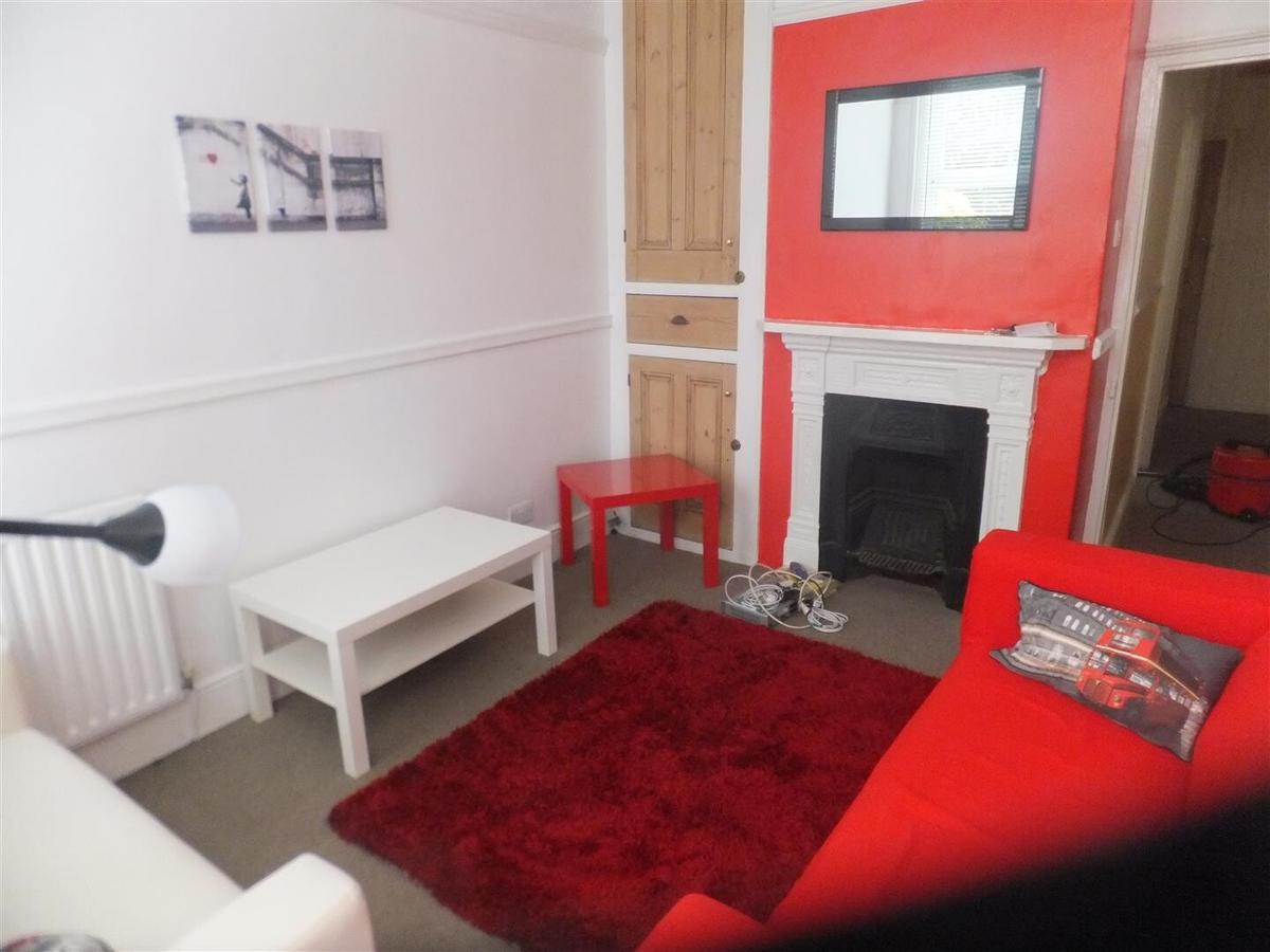 3 bedroom house for rent Jubilee Road, Portsmouth, PO4 0JE UniHomes