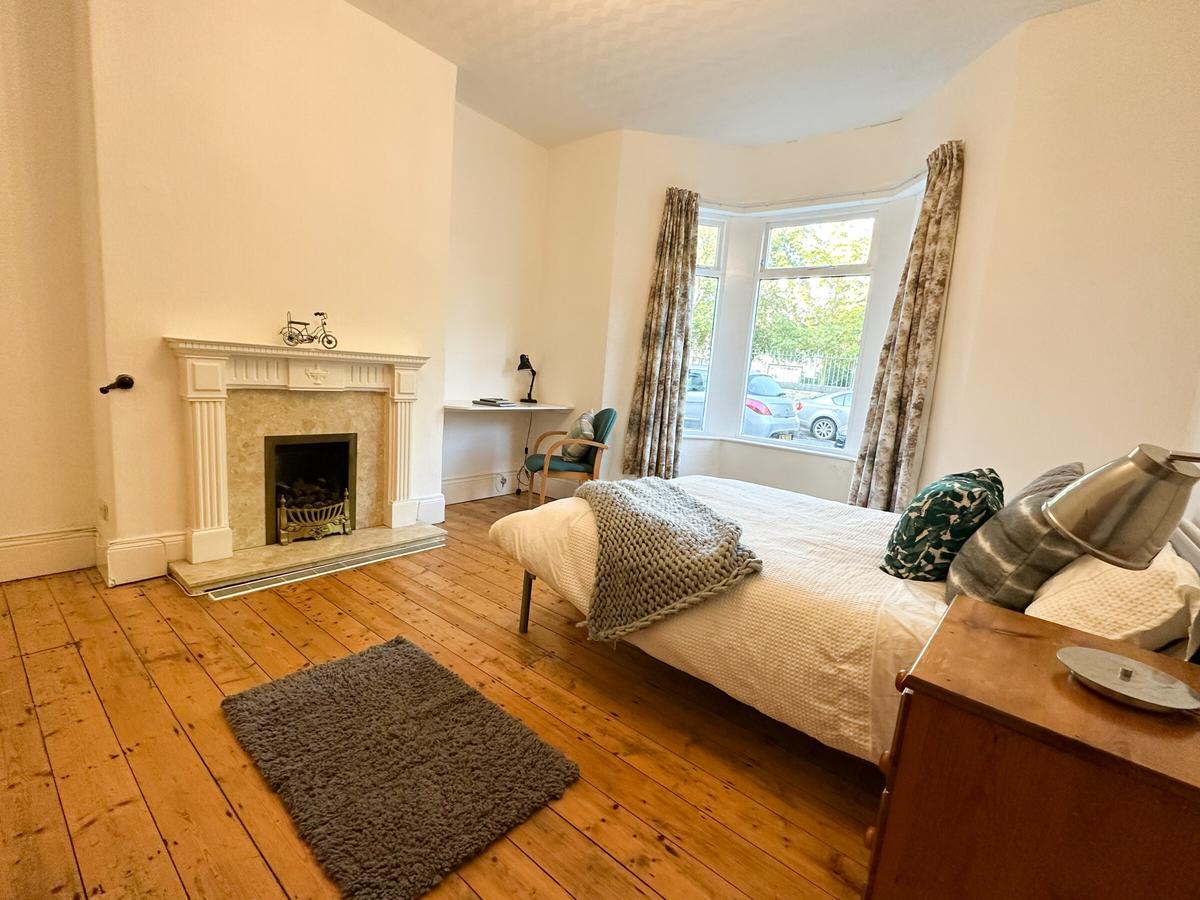 4 bedroom house for rent Gainsborough Grove, Newcastle, NE4 5PJ UniHomes