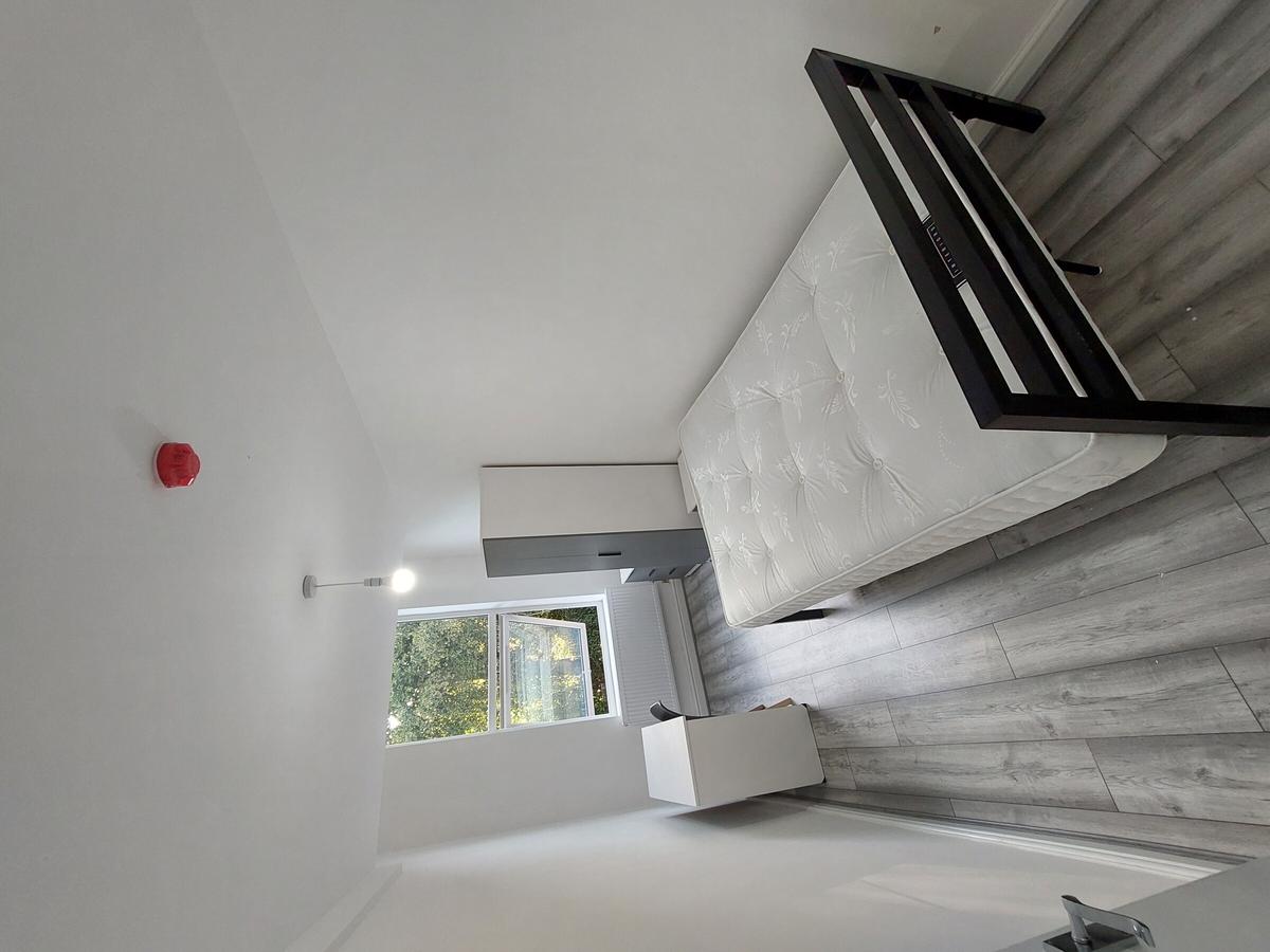 4 bedroom apartment for rent Wilmslow Road, Manchester, M14 6LD UniHomes