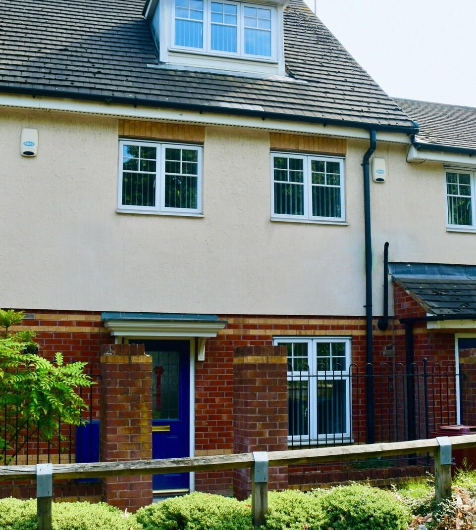 3 bedroom house for rent Yew Tree Road, Manchester, M14 6FW UniHomes