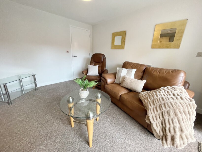 1 bedroom apartment on 3 Princess Way, City Centre, Swansea