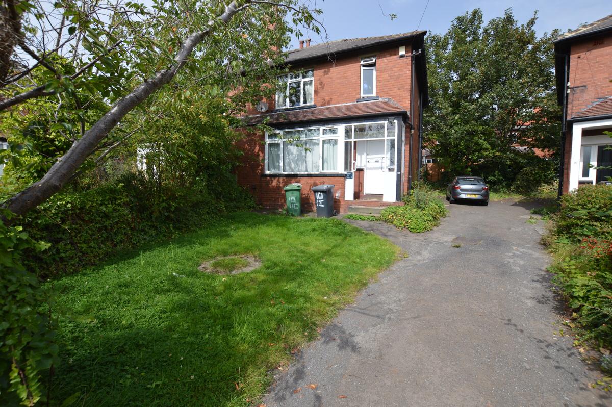 4 bedroom house for rent Headingley Crescent, Leeds, LS6 3EH UniHomes