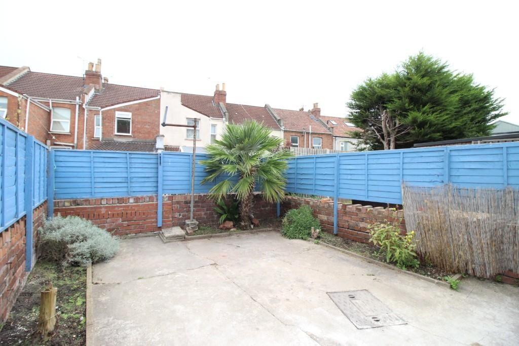 5 bedroom house for rent Chatsworth Road, Bristol, BS4 3EY UniHomes