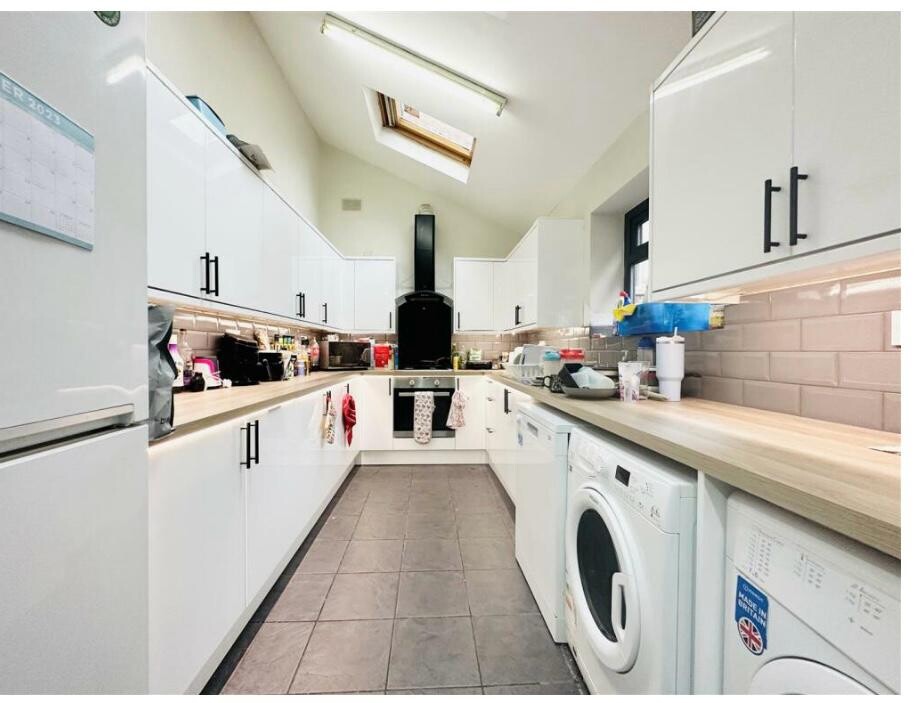 6 bedroom house for rent Ilkeston Road Nottingham, NG7 3HF UniHomes