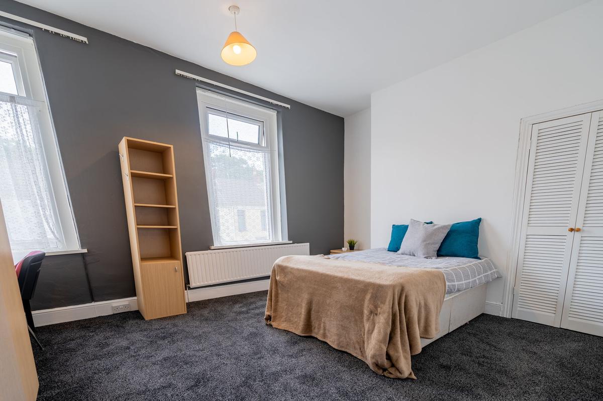 5 bedroom house for rent St Helens Avenue, Swansea, SA1 4LZ UniHomes