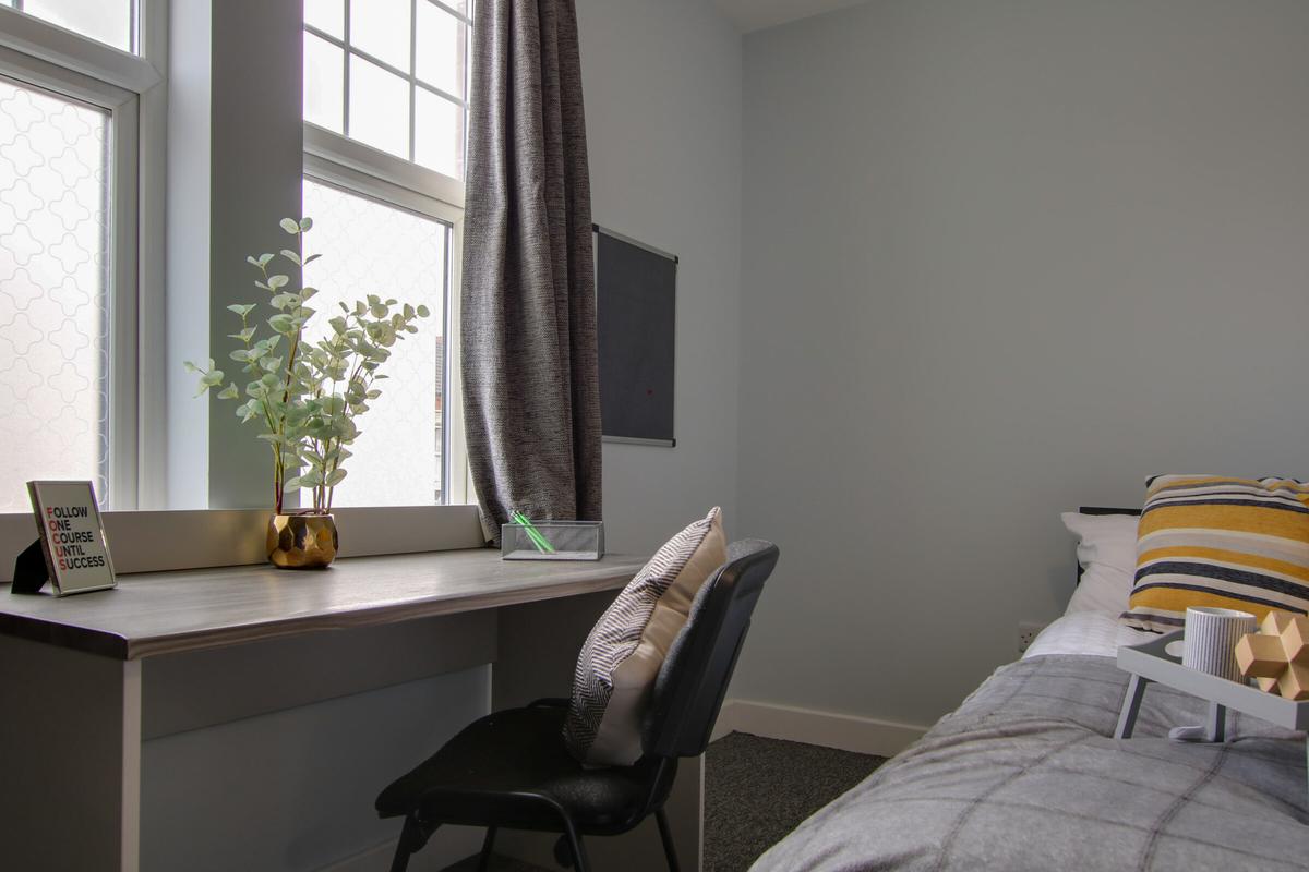 4 bedroom house for rent St Leonards Road, Leicester, LE2 1WT UniHomes