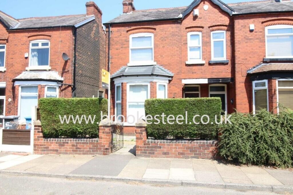 5 bedroom house for rent Alresford Road, Manchester, M6 7RF UniHomes