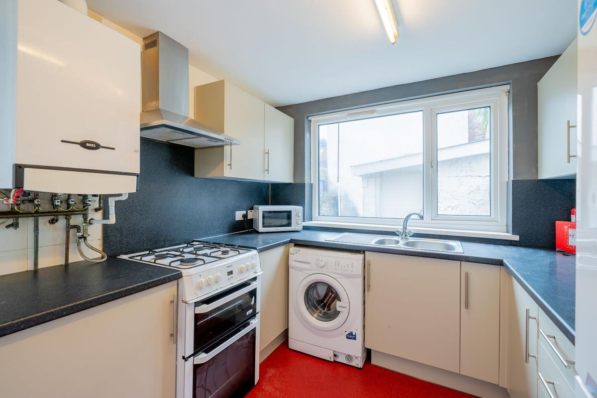 5 bedroom house for rent St Helens Avenue, Swansea, SA1 4LZ UniHomes