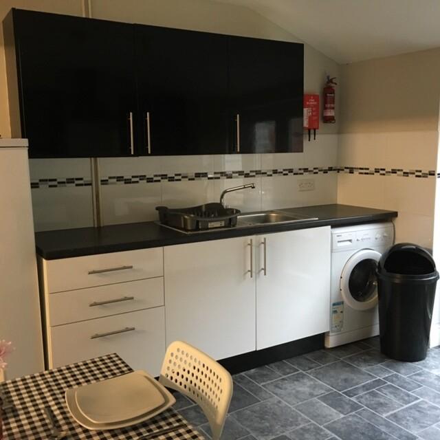 5 bedroom house for rent Alexander Terrace, Swansea, SA2 0DX UniHomes