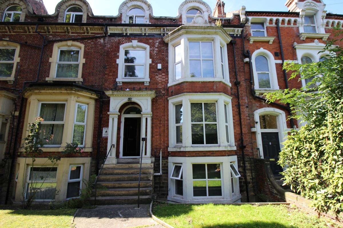10 bedroom house for rent Moorland Road Leeds, LS6 1AL UniHomes