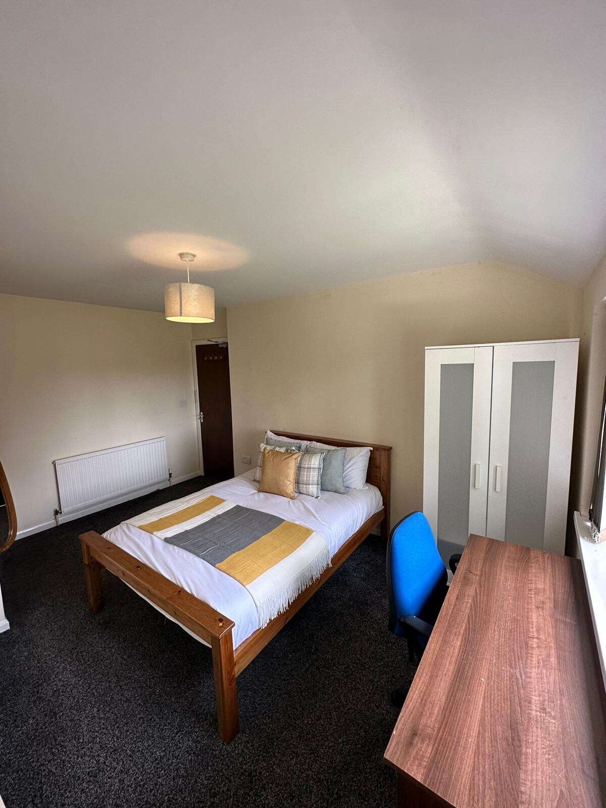 4 bedroom house for rent Rolleston Drive, Nottingham, NG7 1JS UniHomes