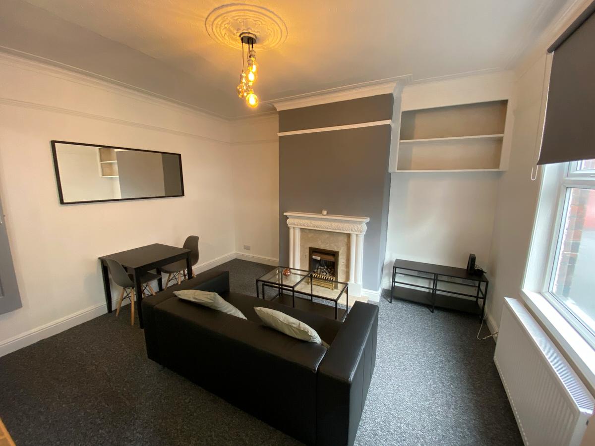 2 bedroom house for rent Paisley Street, Leeds, LS12 3JS UniHomes