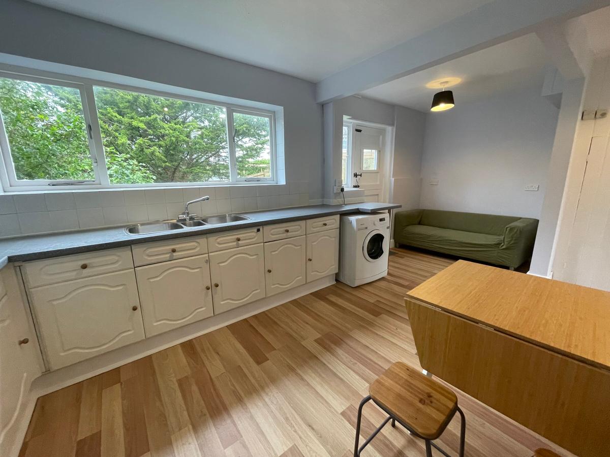 4 bedroom house for rent Carlyle Avenue, Brighton, BN2 4DR UniHomes