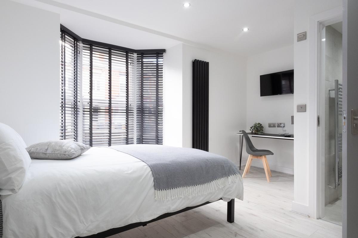 6 bedroom house on Dixon Street, High Street, Lincoln