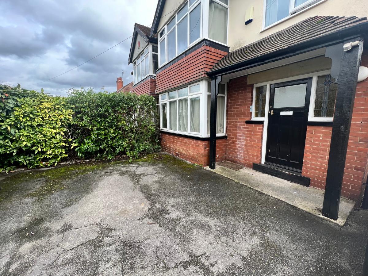5 bedroom house for rent St. Annes Road, Leeds, LS6 3NY UniHomes