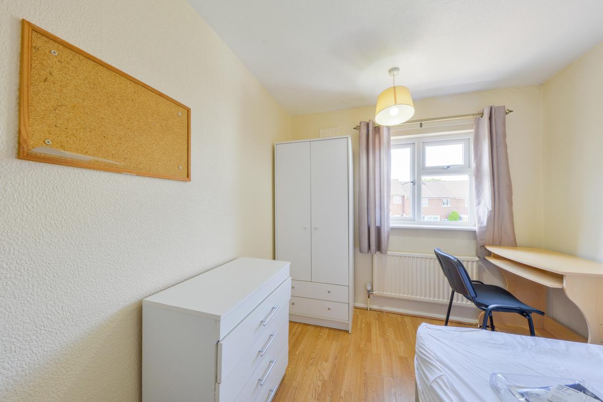 4 bedroom house for rent Pond Croft, Hertfordshire, AL10 0RY UniHomes