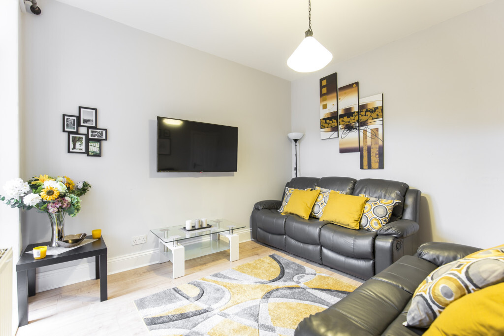 5 bedroom house on Cranbrook Avenue, Newland, Hull
