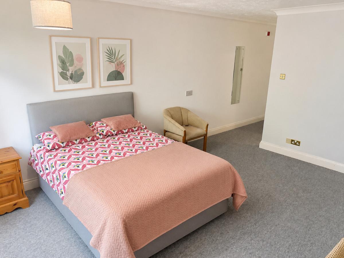 1 bedroom house on The White Pheasant, North & West Earlham, Norwich