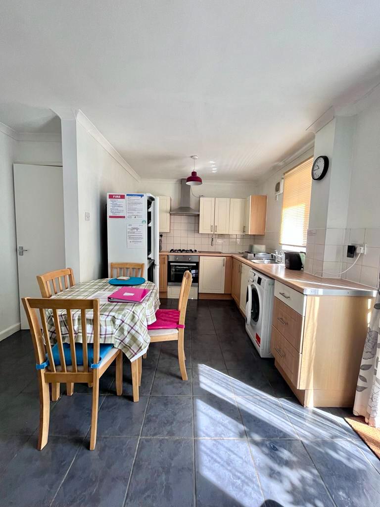 4 bedroom house for rent Rosewarn Close, Bath, BA2 1PB UniHomes